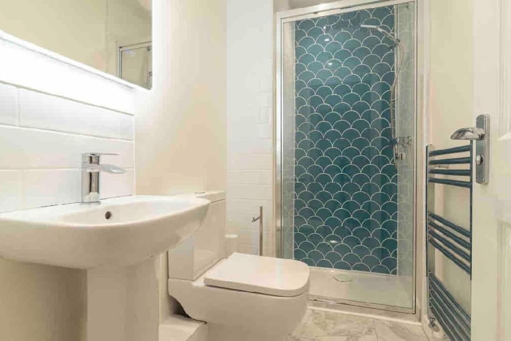 Lovely 4 Bed House Central Bournemouth Exteriör bild