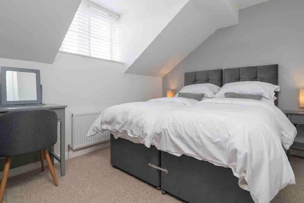 Lovely 4 Bed House Central Bournemouth Exteriör bild